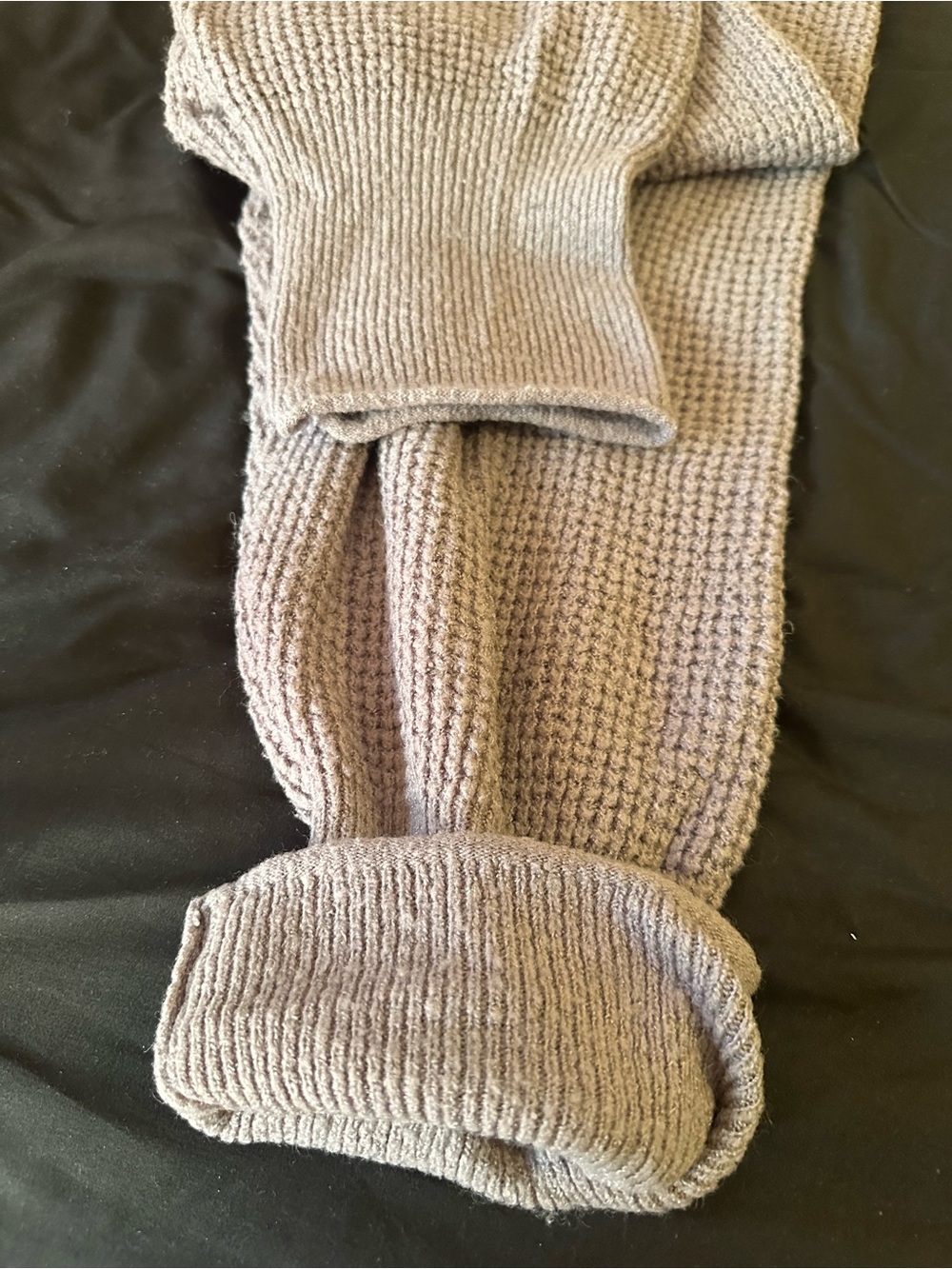 2 Piece Free People Gray Waffle Knit V-Neck Sweater & Pants Set - Picture 8 of 8